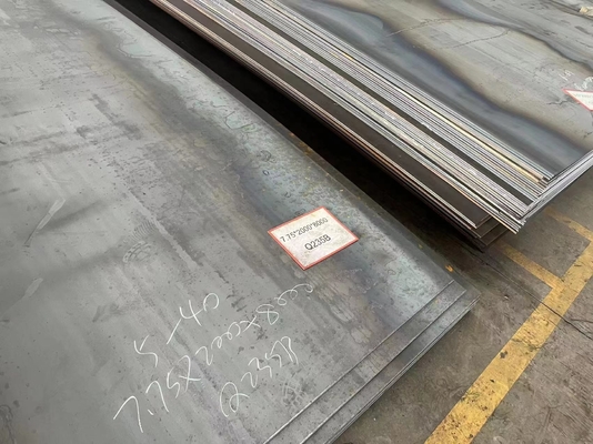 Q345 ASTM A36 Plat Baja Karbon Bergelombang Panas 4*8FT Lembar Baja Untuk Konstruksi