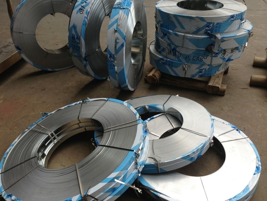 JIS AISI ASTM 202 201 304 Grade Stainless Steel Coil Hot Rolled / Cold Rolled Untuk Industri
